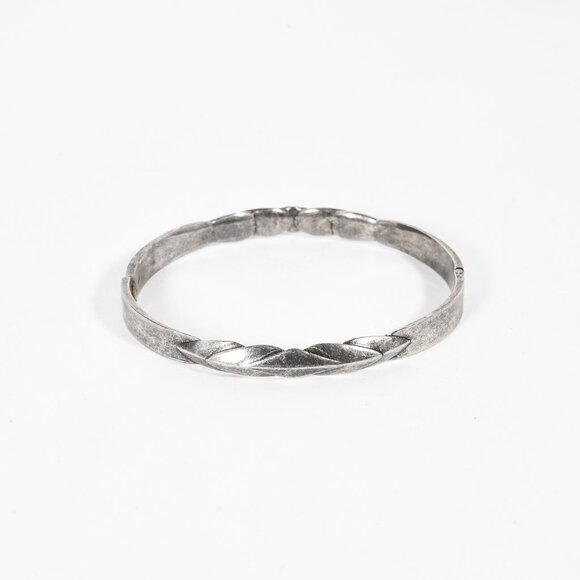 Saint Laurent Paris Silver Bracelet Twisted Design Minimalist Bangle Clasp - Picture 6 of 11